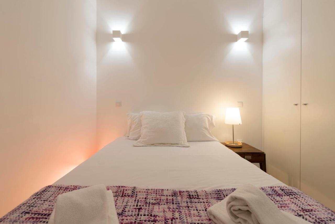 Lovelystay - Cozy Duplex With Patio Right Off Train&Metro Station OOporto Exteriör bild